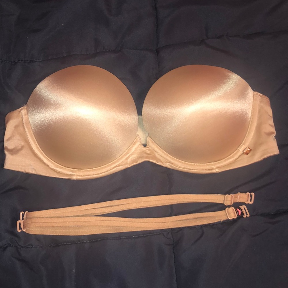 VICTORIA’S SECRET STRAPLESS BRA
